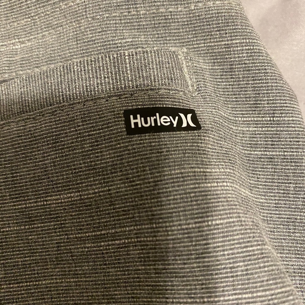 Men’s Hurley shorts